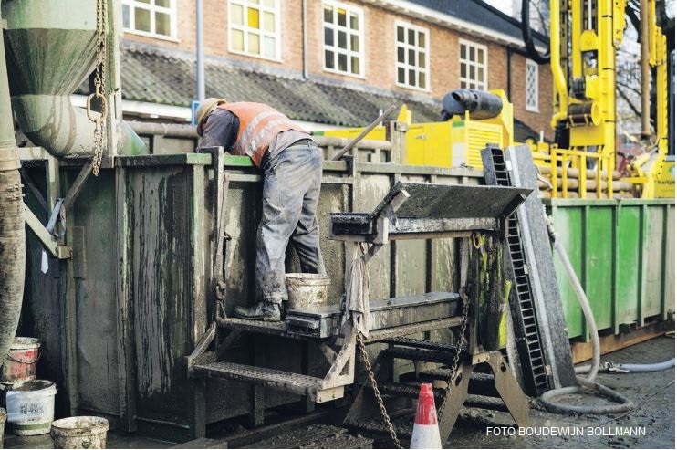Schatzoeken op campus Woudestein levert miljoenen jaren oude fossielen op!